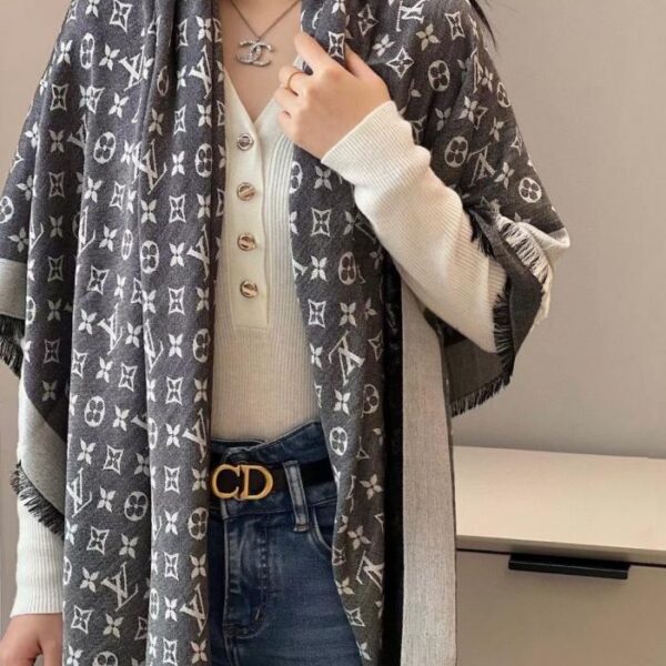 replik,replica,schmuck,1:1,beste,ohrringe,ring,Repliken Klassischer LV-Schal in Schwarz und Grau mit dezentem Jacquard-Monogrammmuster (SYXCS)