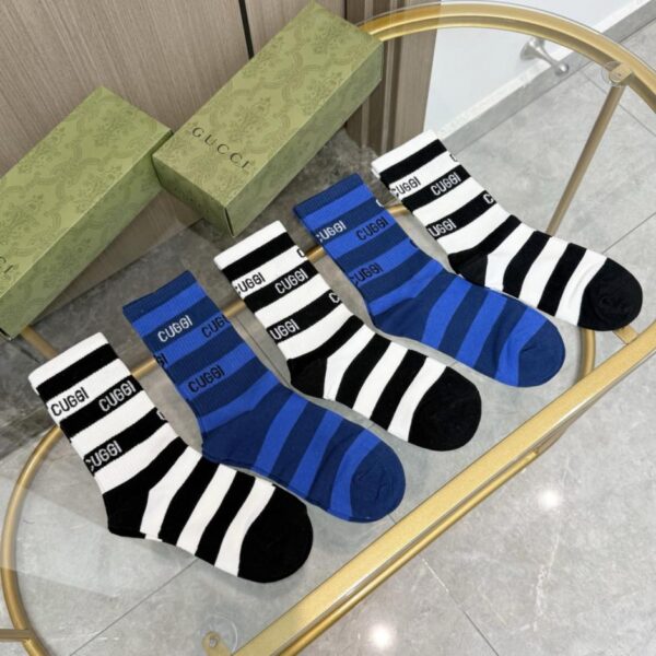replik,replica,schmuck,1:1,beste,ohrringe,ring,Repliken [Eine Box enthält fünf Paar] Gucci Neuheit Duftsocken, Socken mit authentischem Logo, reine Baumwolle (66C06)