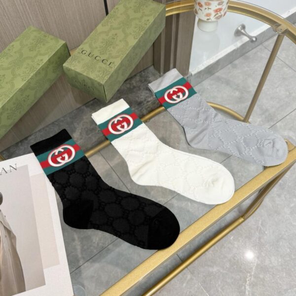 replik,replica,schmuck,1:1,beste,ohrringe,ring,Repliken [Eine Box enthält drei Paar] Hochwertige GUCCI-Socken bis zur Wade (AI0HF)