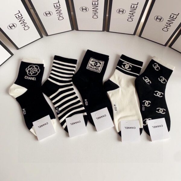replik,replica,schmuck,1:1,beste,ohrringe,ring,Repliken Chanels neue mittellange Socken, fünf Paar pro Schachtel (ID4WM)