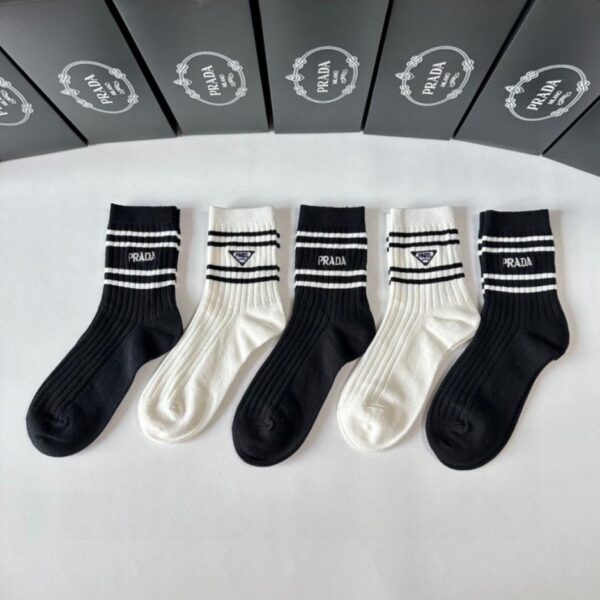 replik,replica,schmuck,1:1,beste,ohrringe,ring,Repliken PRADA Neue bestickte klassische mittellange Socken, 5 Paar pro Karton (YN7K5)