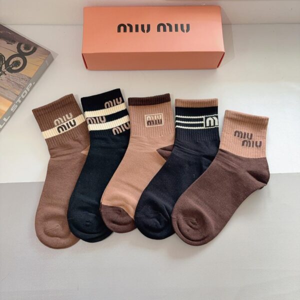 replik,replica,schmuck,1:1,beste,ohrringe,ring,Repliken (5 Paar pro Packung) MIUMIU Neue mittelhohe Herrensocken, reine Baumwolle (L7RI4)