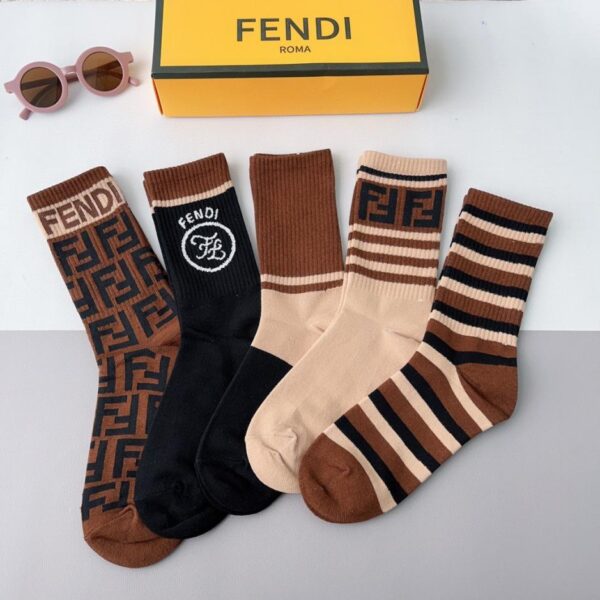 replik,replica,schmuck,1:1,beste,ohrringe,ring,Repliken (5 Paar pro Packung) FENDI Socken mit Doppel-F-Logo, mittelhoch, aus reiner Baumwolle (6DGWC)