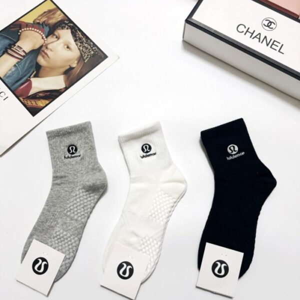 replik,replica,schmuck,1:1,beste,ohrringe,ring,Repliken [3 Paar pro Packung] Baumwollsocken mit klassischem Lululemon-Logo und Stickerei (FEOT0)