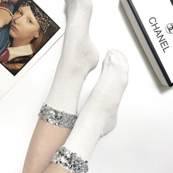 replik,replica,schmuck,1:1,beste,ohrringe,ring,Repliken [Ein Paar pro Schachtel] Klassische Chanel-Logo-Baumwollsocken, mittelhoch (08JOE)