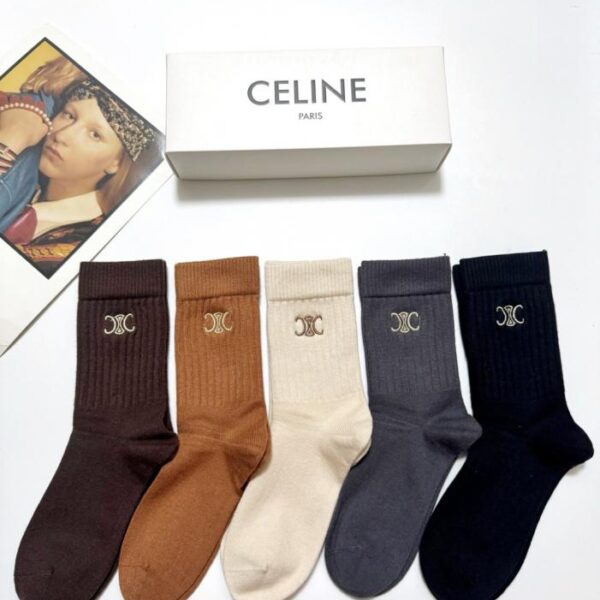 replik,replica,schmuck,1:1,beste,ohrringe,ring,Repliken 【5 Paar pro Packung】 Celine Classic Socken mit gesticktem Logo aus Kaschmirmischung, mittelhoch (3I3JH)