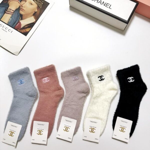 replik,replica,schmuck,1:1,beste,ohrringe,ring,Repliken [5 Paar pro Packung] Chanel klassische Logo-Nerzfleece-Knöchelsocken (K7OT4)