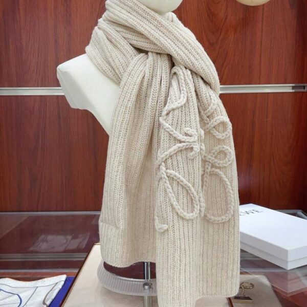 replik,replica,schmuck,1:1,beste,ohrringe,ring,Repliken [Goldfaden-Stil] LOEWEs neueste Strickkollektion: Einfarbiger Strickschal (3YQCC)