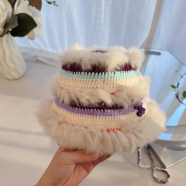 replik,replica,schmuck,1:1,beste,ohrringe,ring,Repliken CHANEL Strickmütze mit Zopfmuster (MGUVU)