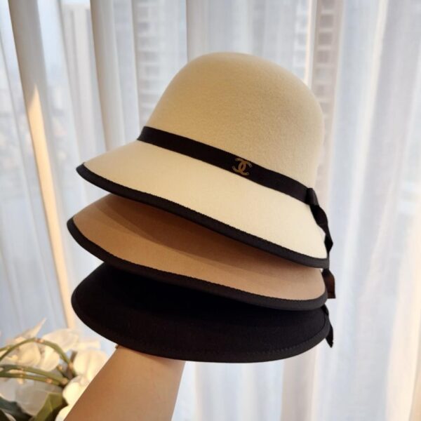 replik,replica,schmuck,1:1,beste,ohrringe,ring,Repliken CHANEL Neuer Woll-Bucket-Hat, 100 % Wolle, Weiß, Schwarz, Camel (9355K)