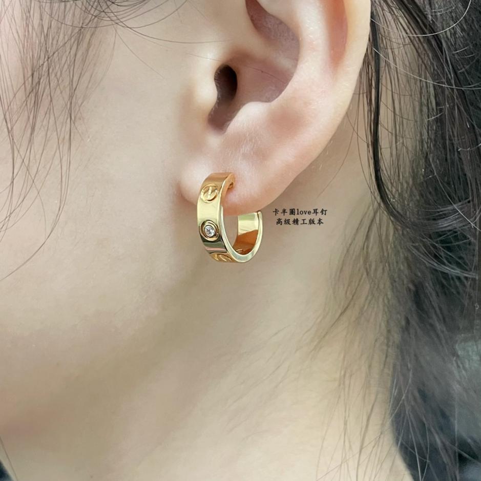 replik,replica,schmuck,1:1,beste,ohrringe,ring,Repliken Boutique / Cartier LOVE Halbcreolen in V-Gold (D1A7G) replik,replica,schmuck,1:1,beste,ohrringe,ring,Repliken Boutique / Cartier LOVE Halbcreolen in V-Gold (D1A7G)