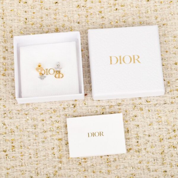 replik,replica,schmuck,1:1,beste,ohrringe,ring,Repliken Boutique / [Dior Neue CD Bee Ohrringe] Cruise Neue Kollektion (DUQ4Z)