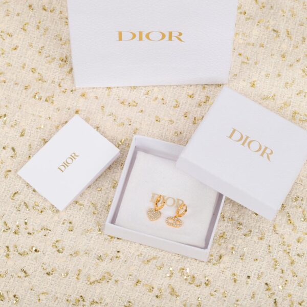 replik,replica,schmuck,1:1,beste,ohrringe,ring,Repliken Boutique / Die neuen herzförmigen Creolen von Dior (JFX6E)