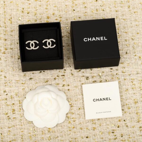 replik,replica,schmuck,1:1,beste,ohrringe,ring,Repliken Boutique / 【Chanel Doppel-C-Ohrstecker mit Volldiamanten】(IR3AA)