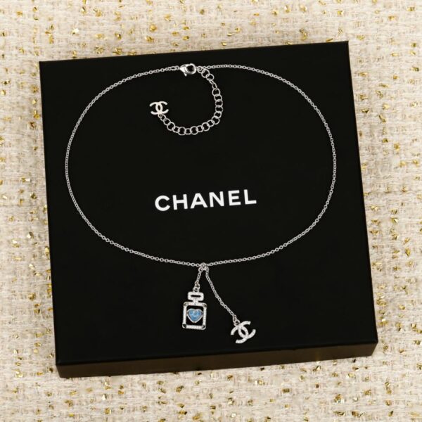 replik,replica,schmuck,1:1,beste,ohrringe,ring,Repliken Boutique / 【Chanel Halskette mit blauem Herz-Parfümflakon】(K30T6)