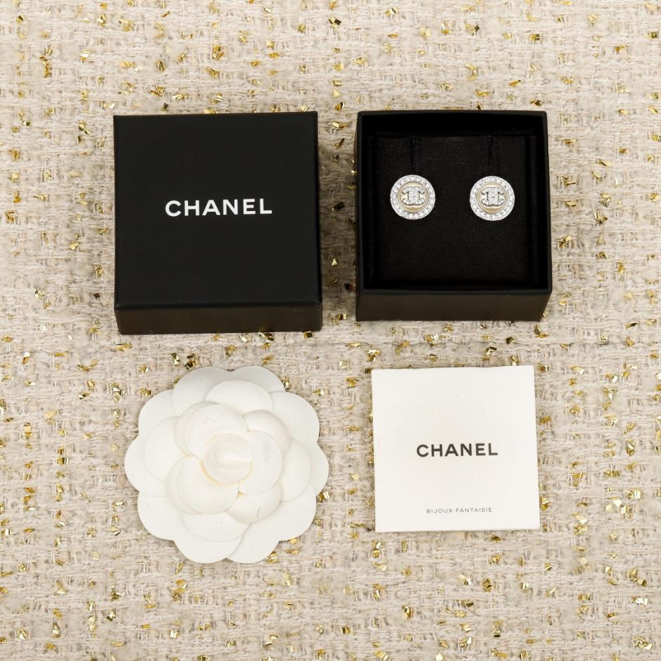 replik,replica,schmuck,1:1,beste,ohrringe,ring,Repliken Boutique / 【Chanel Ohrstecker mit rundem Knopf und Perle】(U3YZS) replik,replica,schmuck,1:1,beste,ohrringe,ring,Repliken Boutique / 【Chanel Ohrstecker mit rundem Knopf und Perle】(U3YZS)