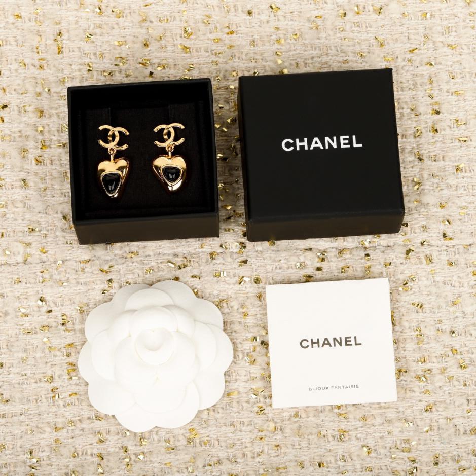replik,replica,schmuck,1:1,beste,ohrringe,ring,Repliken Boutique / Chanel Ohrringe in Herzform, schwarz und gold (NKVK9) replik,replica,schmuck,1:1,beste,ohrringe,ring,Repliken Boutique / Chanel Ohrringe in Herzform, schwarz und gold (NKVK9)