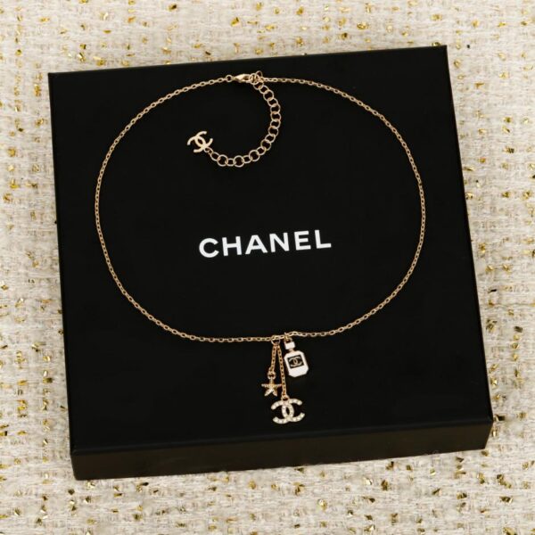 replik,replica,schmuck,1:1,beste,ohrringe,ring,Repliken Boutique / Chanel Ohrclips mit durchbrochenem Herz- und Doppel-C-Design (U35SR)