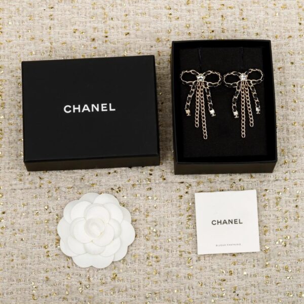 replik,replica,schmuck,1:1,beste,ohrringe,ring,Repliken Boutique / 【Chanel Ohrringe mit Schleife und Quaste aus schwarzem Leder】(VOCU7)