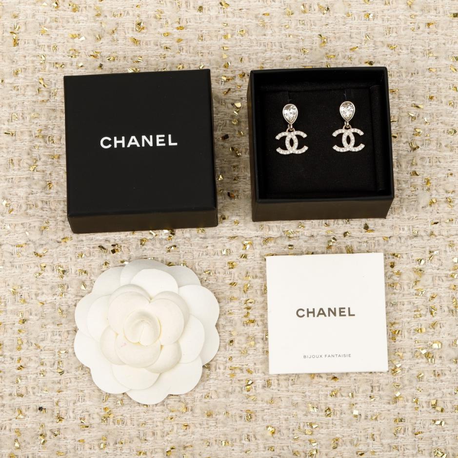 replik,replica,schmuck,1:1,beste,ohrringe,ring,Repliken Boutique / 【Chanel 25A Tropfenförmige Strass-Ohrstecker mit Doppel-C-Motiv, Clip-Ohrringe】(XXSUE) replik,replica,schmuck,1:1,beste,ohrringe,ring,Repliken Boutique / 【Chanel 25A Tropfenförmige Strass-Ohrstecker mit Doppel-C-Motiv, Clip-Ohrringe】(XXSUE)