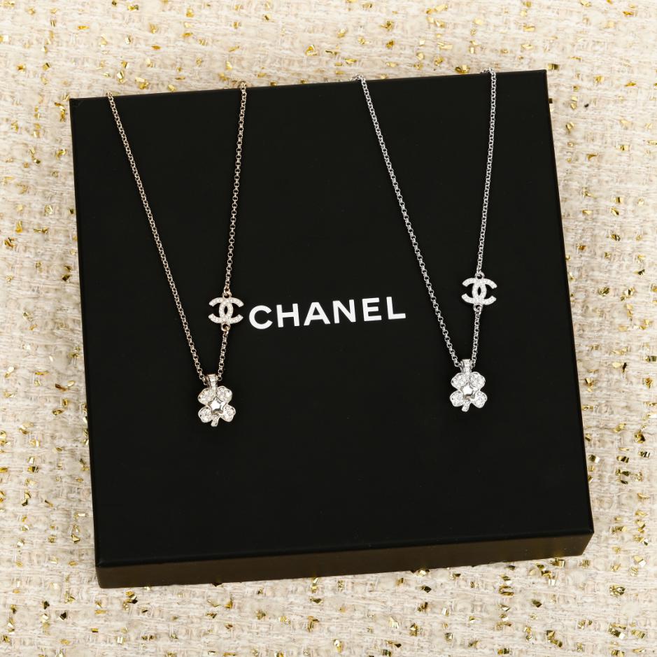 replik,replica,schmuck,1:1,beste,ohrringe,ring,Repliken Boutique / Chanels neue Halskette mit vierblättrigem Kleeblatt und Doppel-C aus Gold und Silber (36D1L) replik,replica,schmuck,1:1,beste,ohrringe,ring,Repliken Boutique / Chanels neue Halskette mit vierblättrigem Kleeblatt und Doppel-C aus Gold und Silber (36D1L)