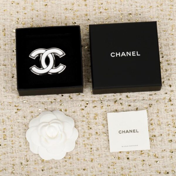 replik,replica,schmuck,1:1,beste,ohrringe,ring,Repliken Boutique / 【Chanel Brosche „Weißer Öltropfen Doppel-C“】(HDWNN)