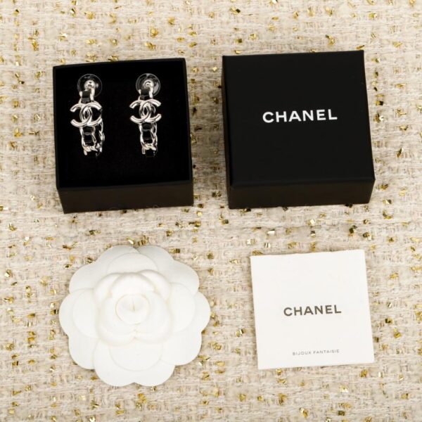replik,replica,schmuck,1:1,beste,ohrringe,ring,Repliken Boutique / 【Chanel Ohrringe aus schwarzem Leder mit Kettengliedern und Denim-Optik】25P (HGCG4)
