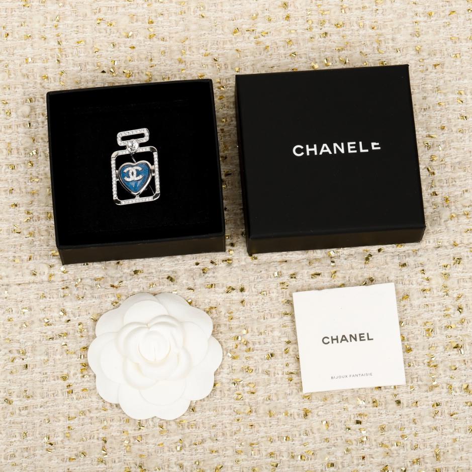 replik,replica,schmuck,1:1,beste,ohrringe,ring,Repliken Boutique / 【Chanel Brosche mit blauem Herz aus Parfümflakon】(13YT1) replik,replica,schmuck,1:1,beste,ohrringe,ring,Repliken Boutique / 【Chanel Brosche mit blauem Herz aus Parfümflakon】(13YT1)