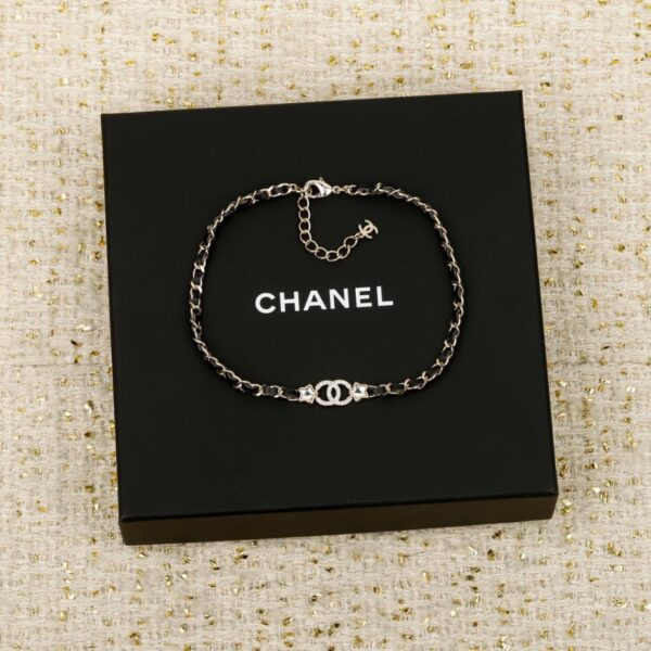 replik,replica,schmuck,1:1,beste,ohrringe,ring,Repliken Boutique / 【Chanel Star C trägt eine Lederkette】(UJ477)