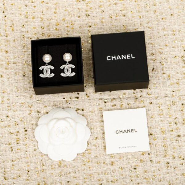 replik,replica,schmuck,1:1,beste,ohrringe,ring,Repliken Boutique / 【Chanel Doppel-C Ohrringe mit Diamanten und Perlen】(KJWQ1)