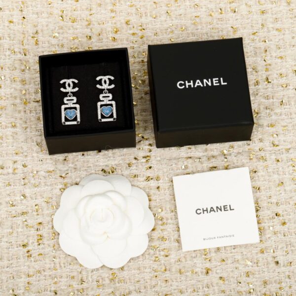 replik,replica,schmuck,1:1,beste,ohrringe,ring,Repliken Boutique / 【Chanel Doppel-C Hängeohrringe in Herzform mit blauem Parfümflakon】(SWL99)