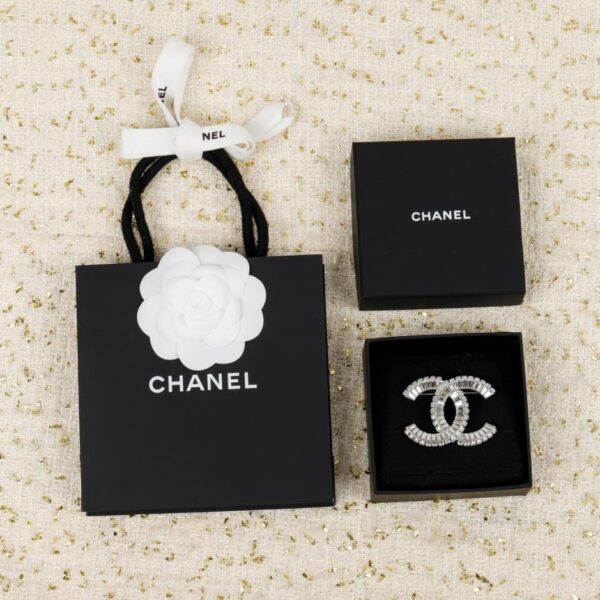 replik,replica,schmuck,1:1,beste,ohrringe,ring,Repliken Boutique / Chanel Doppel-C-Brosche (H2ZIL)