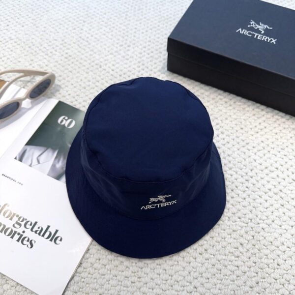 replik,replica,schmuck,1:1,beste,ohrringe,ring,Repliken Arcteryx Neuer bestickter Fischerhut (WV67AD) – Gleiches Modell wie in Kaufhäusern