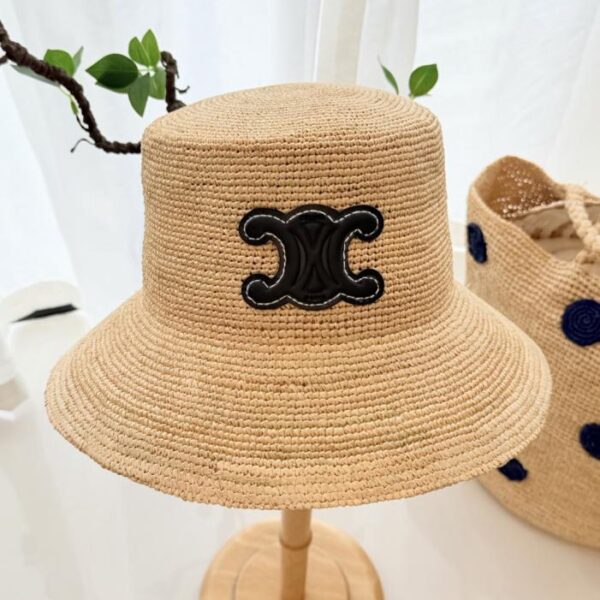 replik,replica,schmuck,1:1,beste,ohrringe,ring,Repliken Der neueste Bucket Hat von Celine mit flacher Oberseite und Rüschenkrempe, aus 100% Bast und handgehäkelt (J7JH5A).