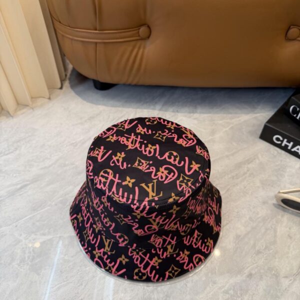 replik,replica,schmuck,1:1,beste,ohrringe,ring,Repliken Louis Vuitton Wende-Graffiti-Bucket-Hat (F6ERX3)
