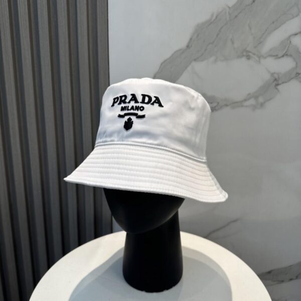 replik,replica,schmuck,1:1,beste,ohrringe,ring,Repliken Pradas neuer Designer-Bucket-Hat mit gesticktem 3D-Logo (EIJMXI)