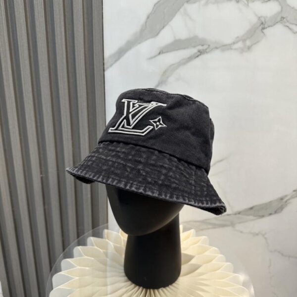 replik,replica,schmuck,1:1,beste,ohrringe,ring,Repliken Neuer Louis Vuitton Bucket Hat mit gesticktem Buchstabenmotiv (BA6K9N)