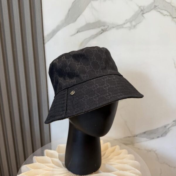 replik,replica,schmuck,1:1,beste,ohrringe,ring,Repliken Der neue wendbare Fischerhut von GUCCI (VM6ZN7) ist im Handel erhältlich.