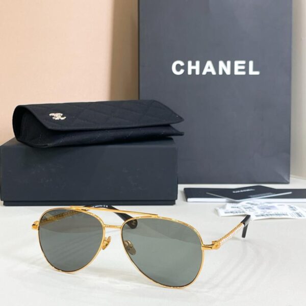 replik,replica,schmuck,1:1,beste,ohrringe,ring,Repliken CHANEL Sonnenbrille MODELL CH5564H (RNT6BM)