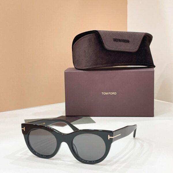 replik,replica,schmuck,1:1,beste,ohrringe,ring,Repliken Tom Ford Sonnenbrille, Modell FT 1315 (EVOHXI)