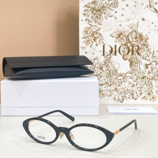 replik,replica,schmuck,1:1,beste,ohrringe,ring,Repliken DIOR-Brillenfassungen können mit Korrektionsgläsern ausgestattet werden: MODELL Mini CD R8F (WDL7U0)