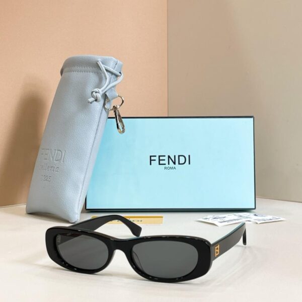 replik,replica,schmuck,1:1,beste,ohrringe,ring,Repliken FENDI Sonnenbrille MODELL FE40183I(5WJGZ5)