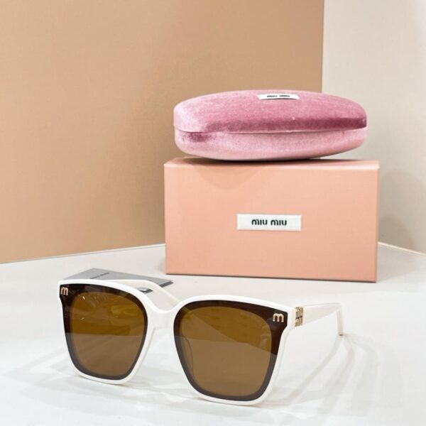 replik,replica,schmuck,1:1,beste,ohrringe,ring,Repliken MIUMIU Sonnenbrille MODELL SMU B09(HDQI1R)