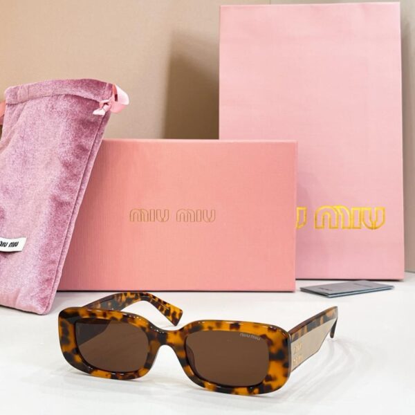 replik,replica,schmuck,1:1,beste,ohrringe,ring,Repliken MIUMIU Sonnenbrille, Modell OMU 08YS(38J5VE)