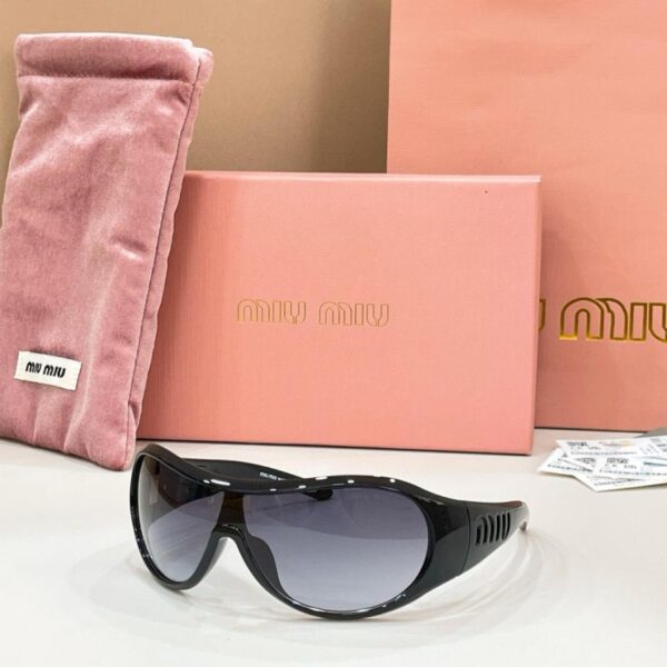 replik,replica,schmuck,1:1,beste,ohrringe,ring,Repliken MIU MIU Sonnenbrille MODELL MU B14SU (5QMWDO)