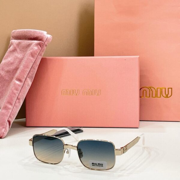 replik,replica,schmuck,1:1,beste,ohrringe,ring,Repliken MIUMIU Sonnenbrille MODELL SMUB54S (KTUKNC)